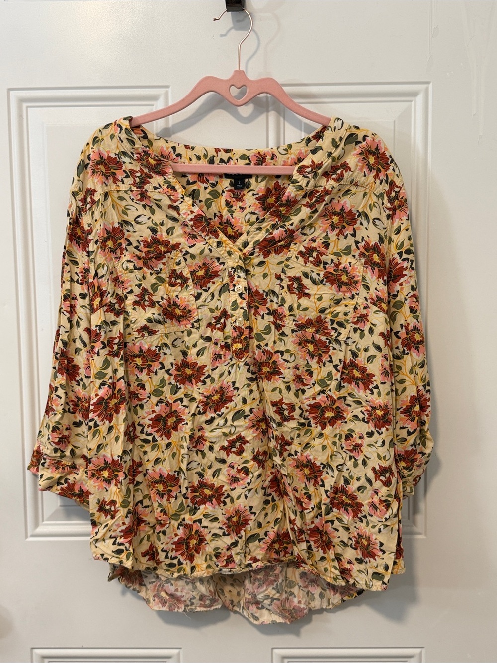 đ 004 Torrid Sz 2 Floral Top đ - Picture 2 of 9
